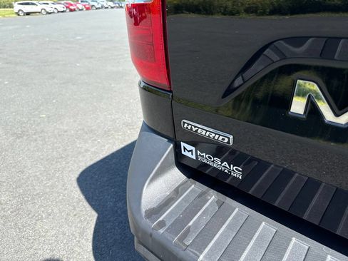 Used 2024 Ford Maverick XLT w/ XLT Luxury Package FWD image 18