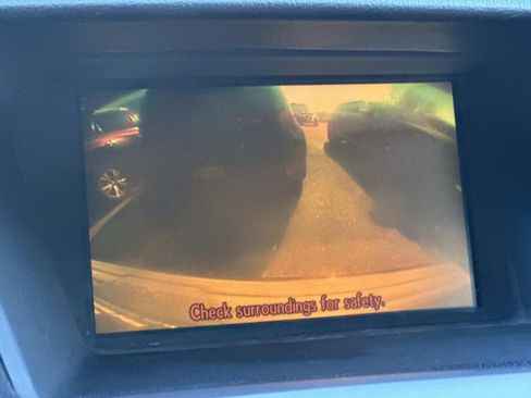 Used 2011 Lexus RX 350 2WD w/ Luxury Pkg image 12