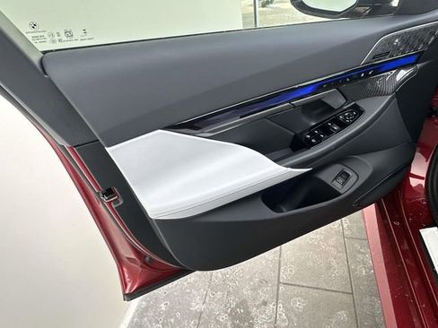 New 2026 BMW M5 w/ Carbon Package image 11