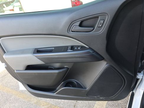 Used 2022 Chevrolet Colorado W/T w/ Custom Special Edition image 10