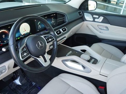 Used 2021 Mercedes-Benz GLS 450 4MATIC image 28