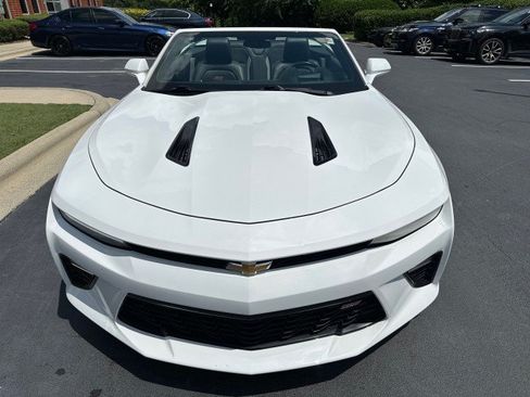 Used 2016 Chevrolet Camaro SS RWD image 14