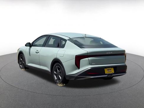 Used 2026 Kia K4 FWD image 10