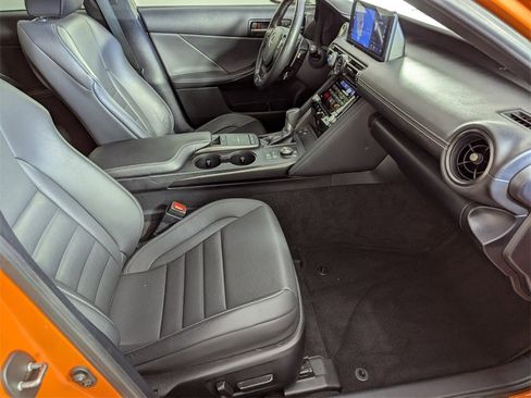 Used 2023 Lexus IS 500 image 34