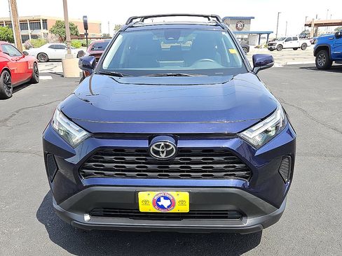 Certified 2025 Toyota RAV4 XLE w/ Convenience Package FWD image 8