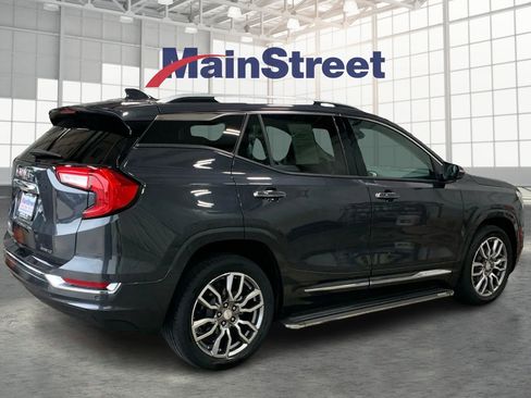 Used 2022 GMC Terrain Denali image 5