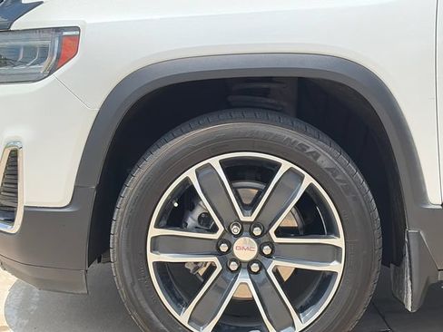 Used 2021 GMC Acadia SLT w/ Preferred Package FWD image 5