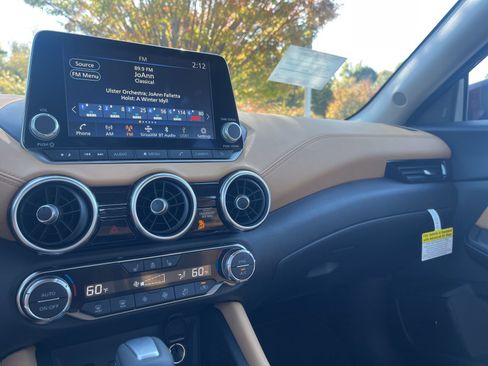 New 2025 Nissan Sentra SV w/ SV Premium Package image 18