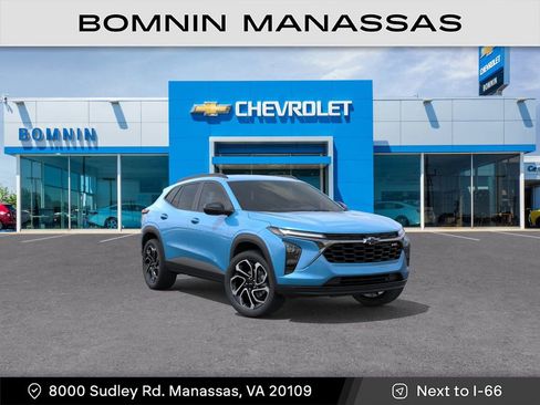 New 2026 Chevrolet Trax RS image 2