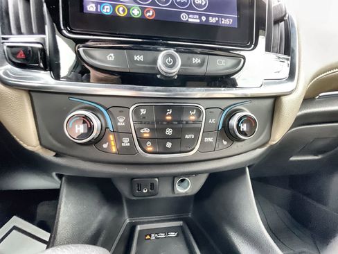 Used 2024 Chevrolet Traverse LT image 18