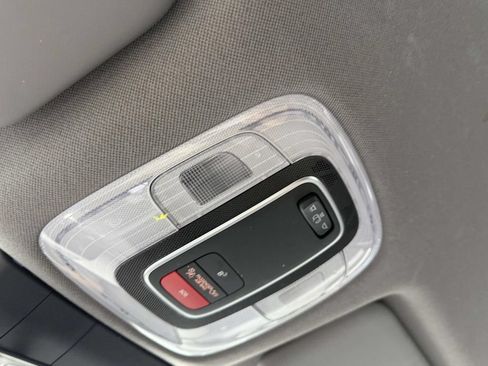 Certified 2023 Hyundai Elantra SEL w/ Convenience Package FWD image 38