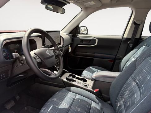 Used 2025 Ford Bronco Sport Heritage w/ Convenience Package AWD/4WD image 9