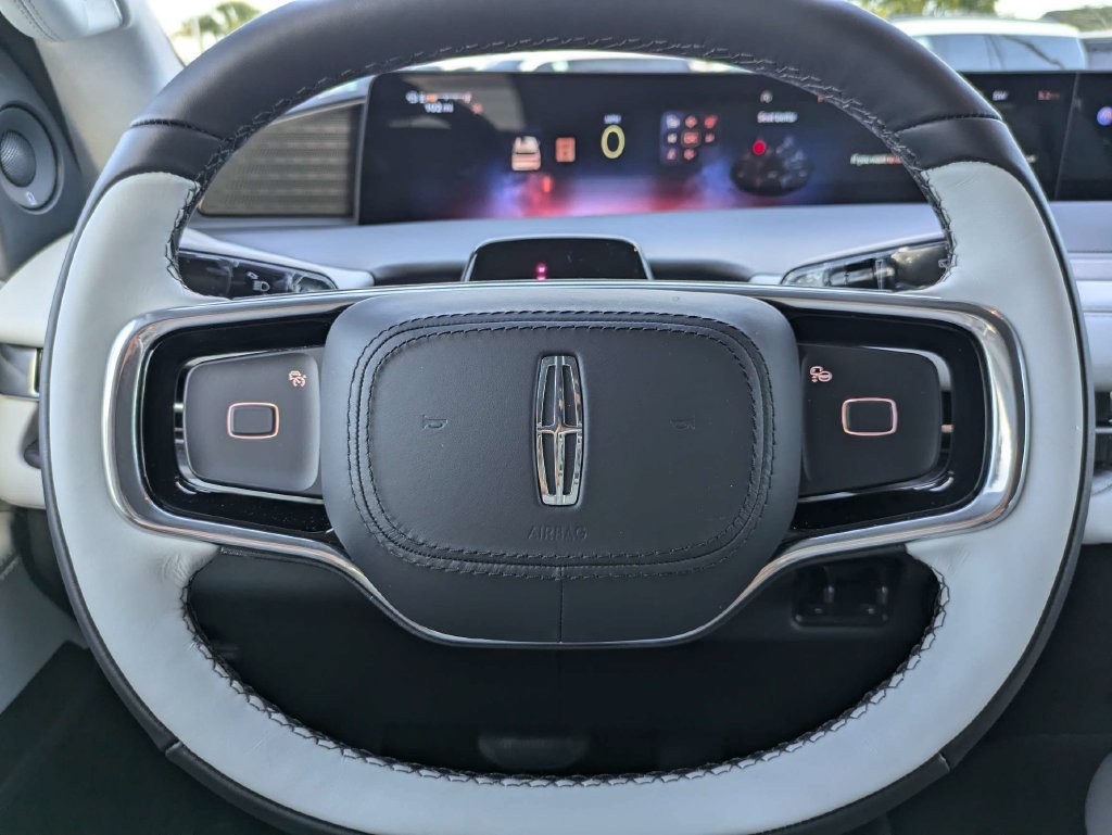 New 2027 Lincoln Navigator Black Label w/ Black Label Special Edition AWD/4WD image 29