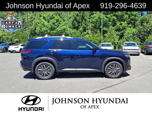Used 2023 Nissan Pathfinder SL w/ SL Premium Package AWD/4WD image 31