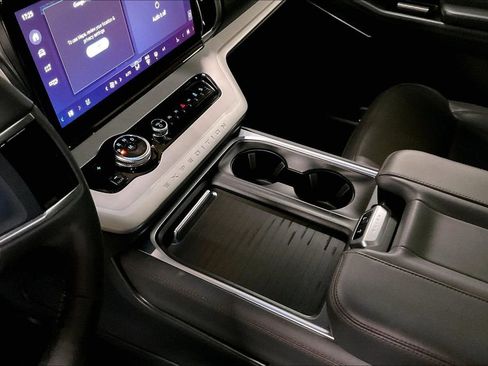 Certified 2025 Ford Expedition Max Active image 16