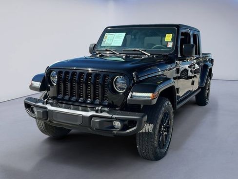 Used 2023 Jeep Gladiator Sport image 1