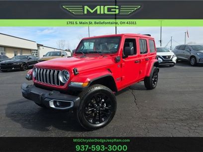Used 2025 Jeep Wrangler Unlimited Sahara w/ Safety Group