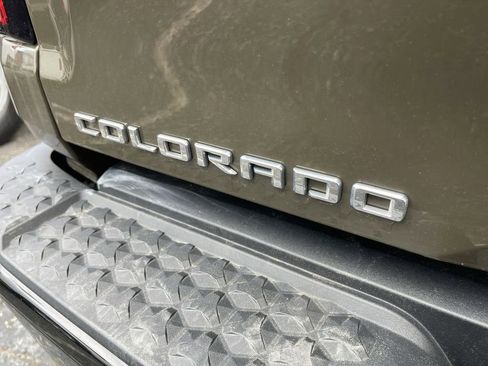 Used 2024 Chevrolet Colorado W/T image 6