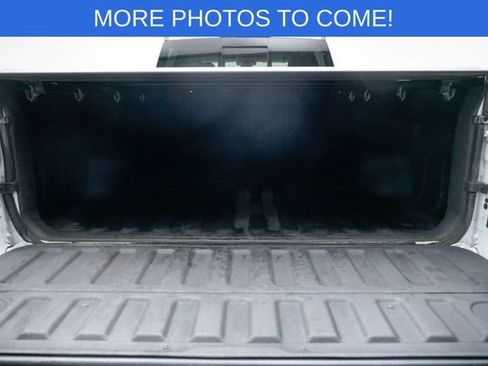 Used 2020 RAM 1500 Laramie AWD/4WD image 8