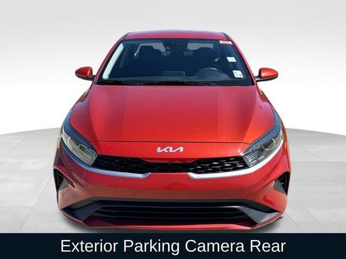 Used 2022 Kia Forte LXS image 2