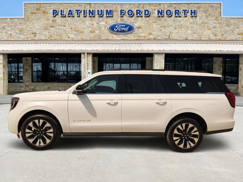 New 2027 Ford Expedition Max Platinum w/ Driver's Package RWD image 3