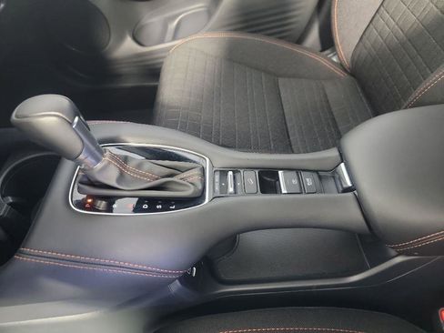 Certified 2025 Honda HR-V Sport image 34