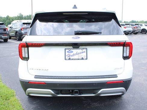 New 2026 Ford Explorer Platinum w/ LUX Leather Package AWD/4WD image 9