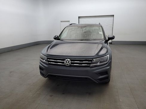 Used 2021 Volkswagen Tiguan SE w/ Panoramic Sunroof Package image 15