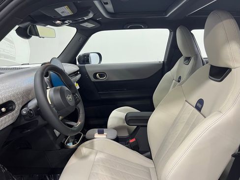 Certified 2025 MINI Cooper S image 12