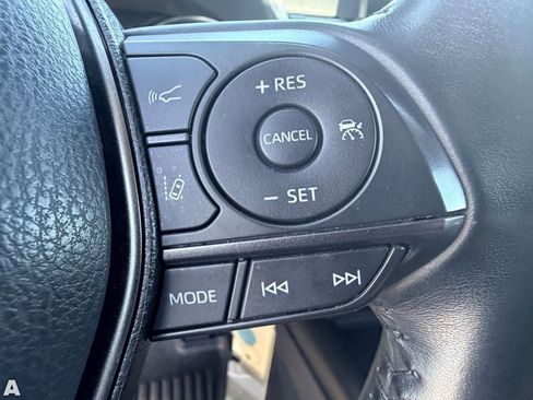 Used 2023 Toyota Camry SE FWD image 19