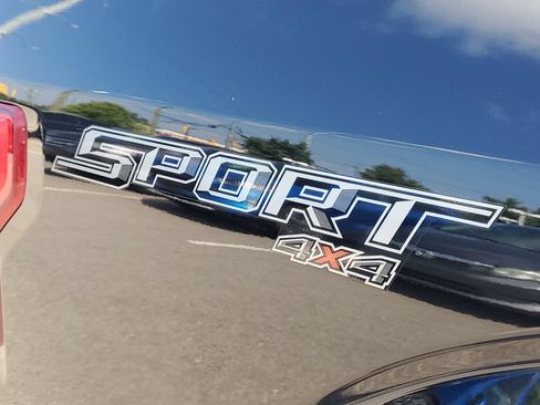Used 2019 Ford F150 XLT w/ Equipment Group 302A Luxury AWD/4WD image 7