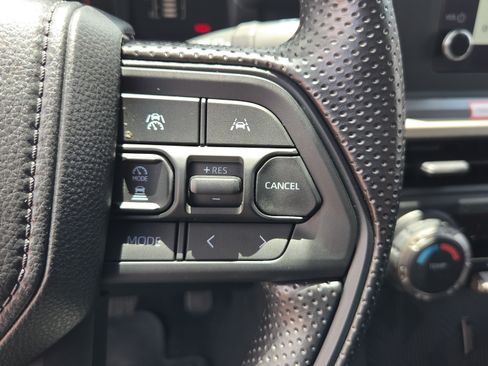 Certified 2026 Toyota Tacoma SR5 AWD/4WD image 16