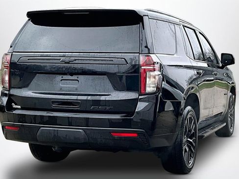 Used 2022 Chevrolet Tahoe RST w/ Luxury Package AWD/4WD image 5