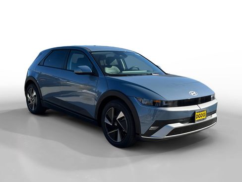 New 2026 Hyundai Ioniq 5 SEL image 7