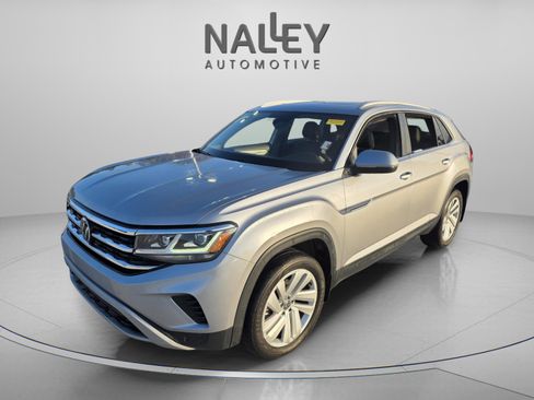 Used 2022 Volkswagen Atlas Cross Sport SE image 1