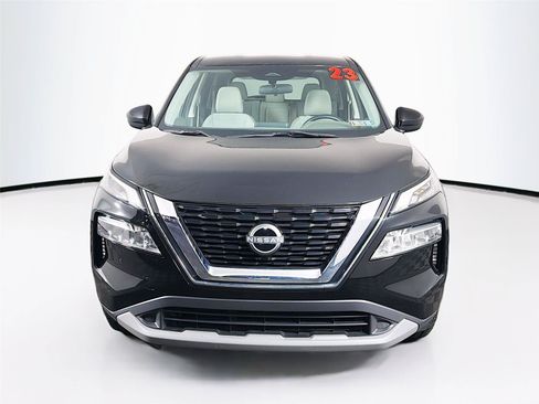 Used 2023 Nissan Rogue SV AWD/4WD image 2