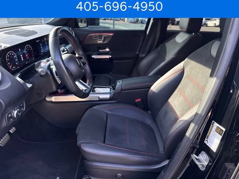 Used 2024 Mercedes-Benz GLB 250 image 11