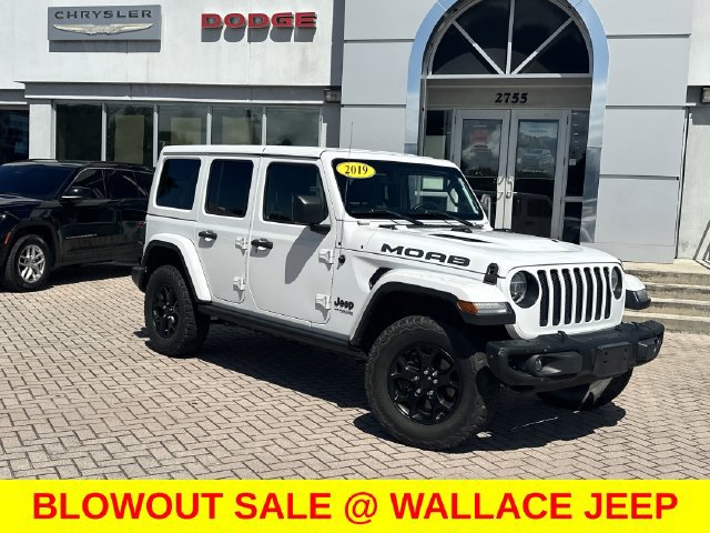 Certified 2019 Jeep Wrangler Unlimited Sahara w/ Quick Order Package 24M Moab AWD/4WD image 2