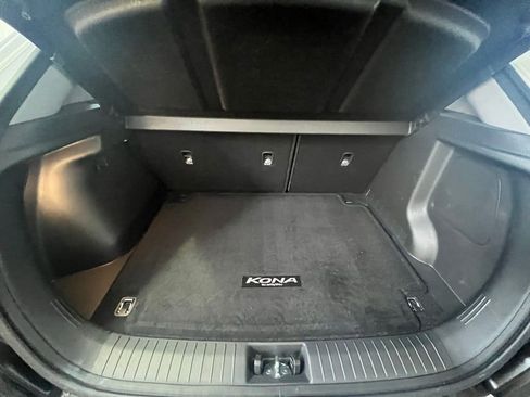 Used 2021 Hyundai Kona SEL Plus w/ Cargo Package image 28