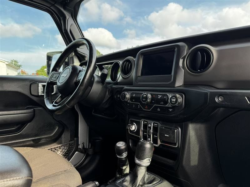 Used 2021 Jeep Wrangler Unlimited Sport AWD/4WD image 15