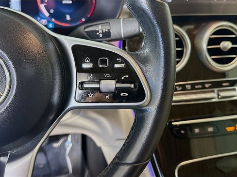 Used 2022 Mercedes-Benz GLC 300 w/ Premium Package Lite image 15