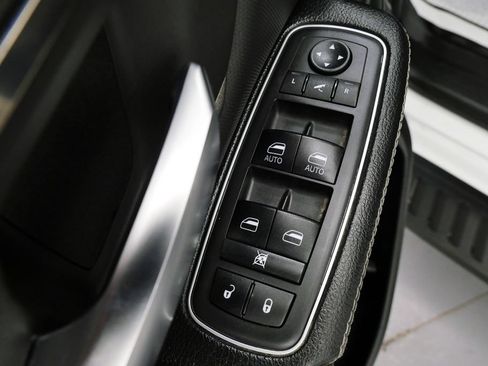 Used 2019 RAM 1500 Sport w/ Level 2 Equipment Group AWD/4WD image 14