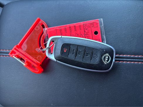 Used 2024 Nissan Sentra SR image 27