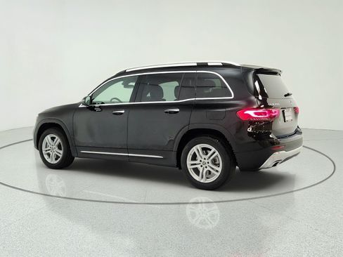 Used 2023 Mercedes-Benz GLB 250 image 7