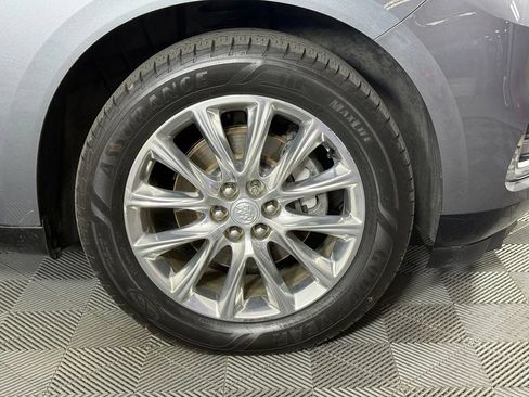 Used 2018 Buick Enclave Premium w/ Experience Buick Package AWD/4WD image 11