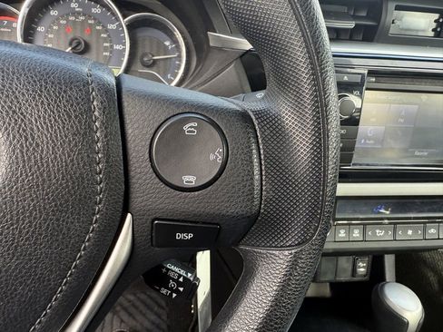 Used 2015 Toyota Corolla LE image 26