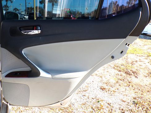 Used 2007 Lexus IS 350 image 23