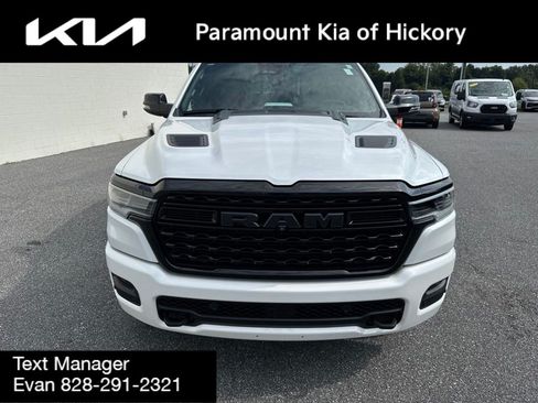 Used 2025 RAM 1500 Limited AWD/4WD image 2