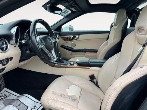 Used 2014 Mercedes-Benz SLK 250 w/ Premium Package image 9