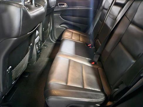 Used 2021 Jeep Grand Cherokee Limited image 18